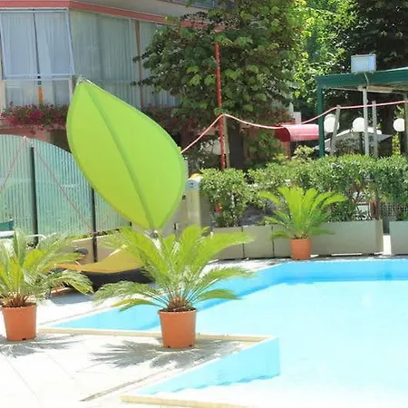 Tordi Garden 3*